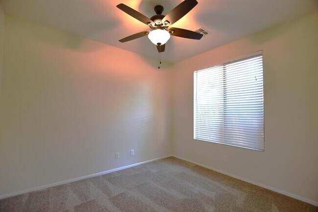 Building Photo - Mesa Gem in a Gated Community