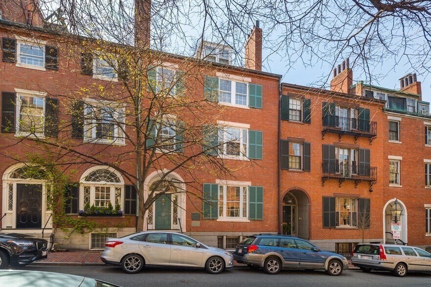 Primary Photo - 50 Chestnut St