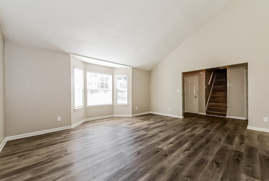 Building Photo - 2381 Charleston Terrace