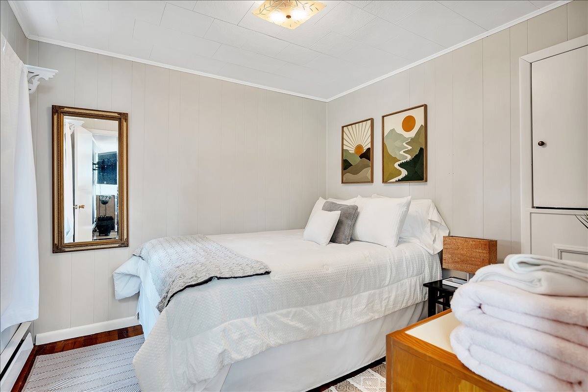 Building Photo - 10 Ritchie Pl