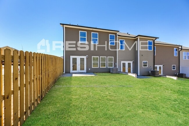 Building Photo - 139 Aurora Ln