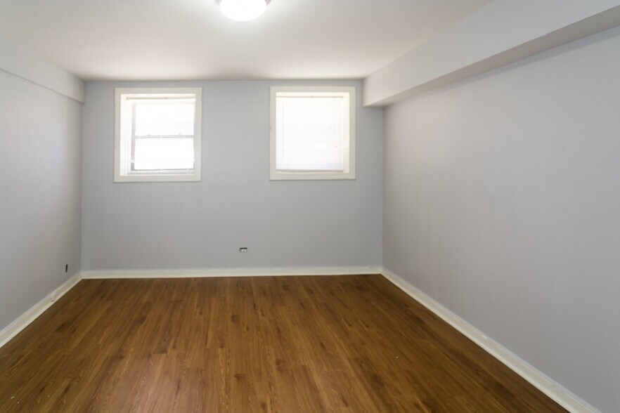 Building Photo - 4408 N Hazel St