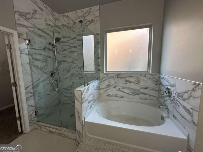 Building Photo - 3368 Alhambra Cir