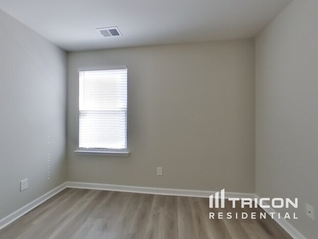 Building Photo - 309 Woodfern Ct