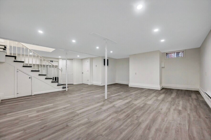 Building Photo - 752 Toll Rd