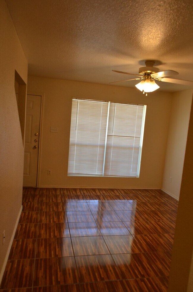 Building Photo - 4307 Mattie Dr