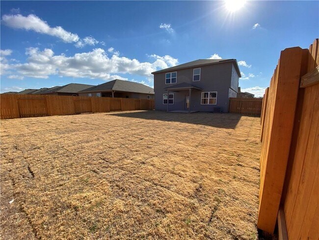 Building Photo - 297 Mount Vernon Way
