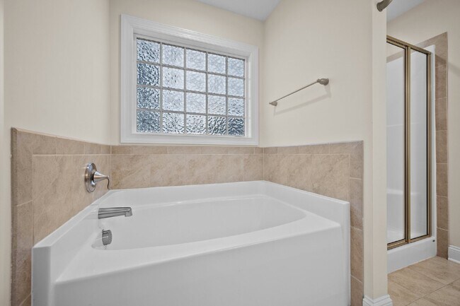 Building Photo - 304 Little Egret Ln