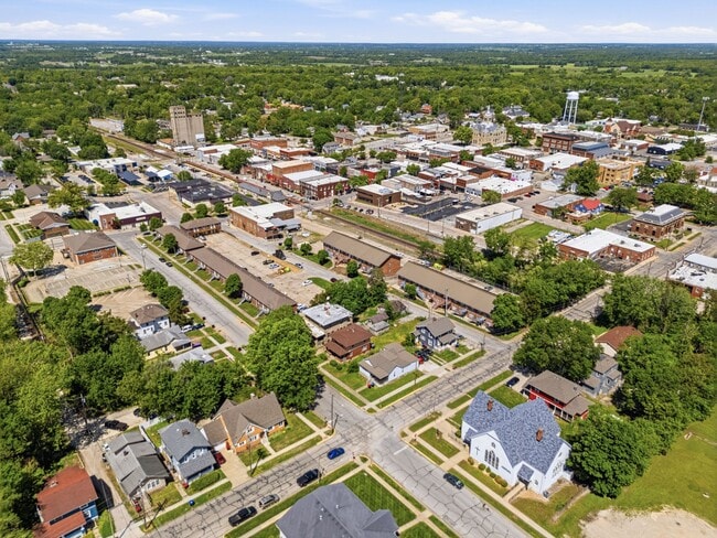 Building Photo - 109 Commercial