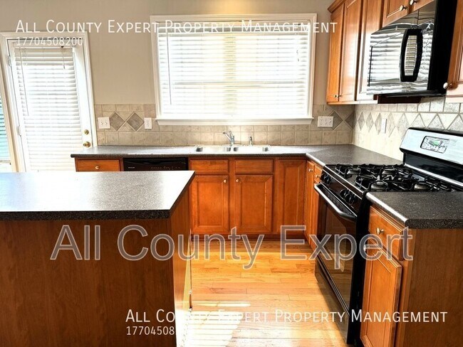 Building Photo - 3670 Fedorite Walk