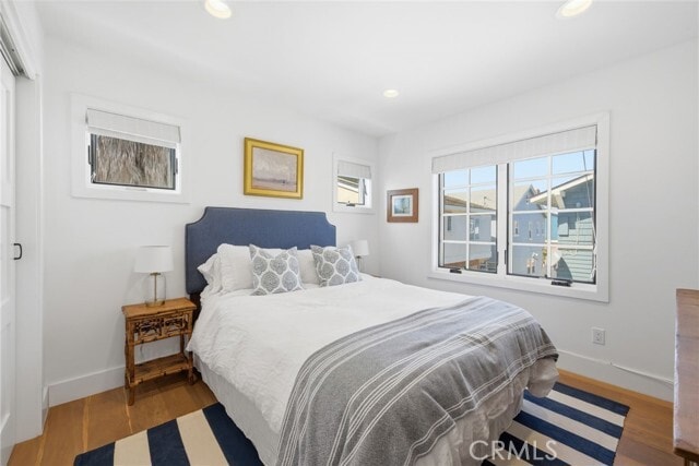 Building Photo - 305 Montero Ave