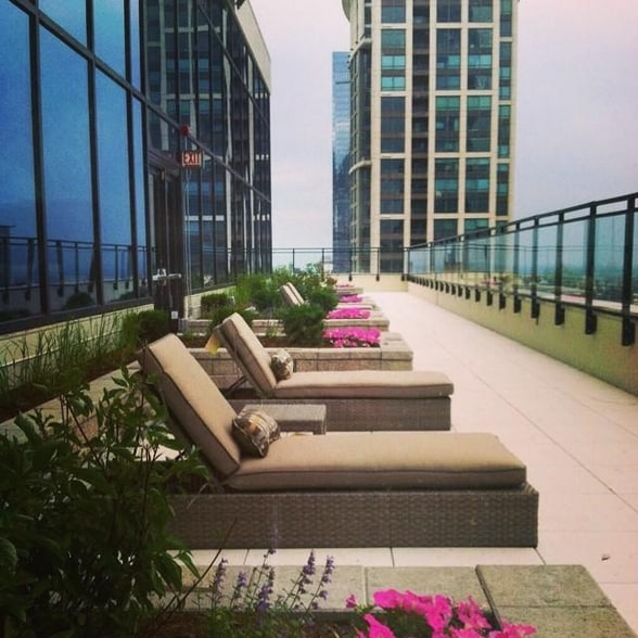 Building Photo - 70 E Lake St