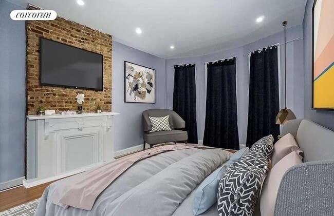 Building Photo - 712 Chauncey St