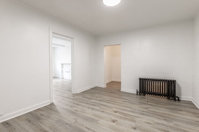 Building Photo - 626 Excelsior St