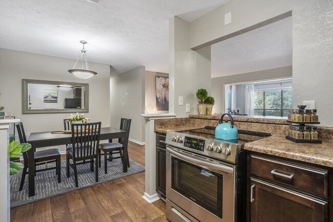Building Photo - Windsor Peachtree Corners