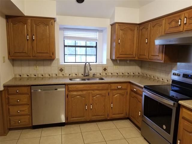 Building Photo - 621 New Hope Rd E