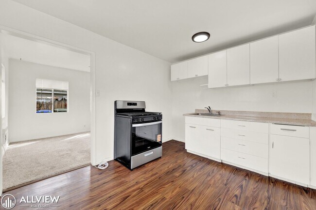 Building Photo - Charming 3 Bed/1 Bath El Cajon Home with Spacious Yard