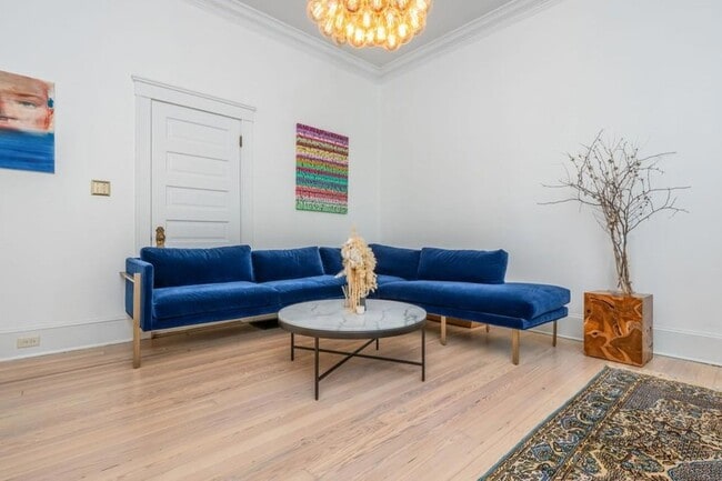 Building Photo - 242 Haralson Ave NE