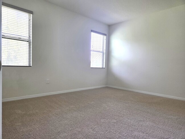 Building Photo - 55+ Gated Community at Palms at Serenoa