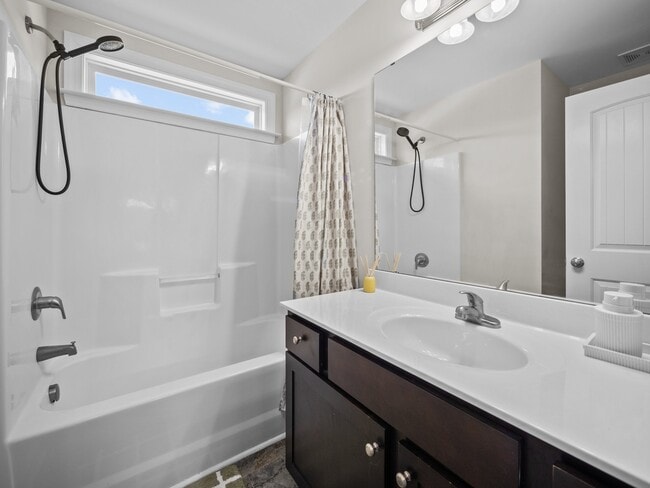 Building Photo - 4039 Hunters Trail