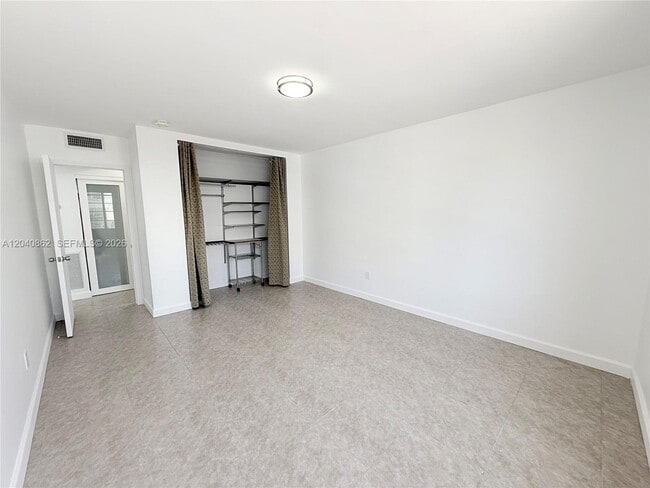 Building Photo - 1150 Euclid Ave