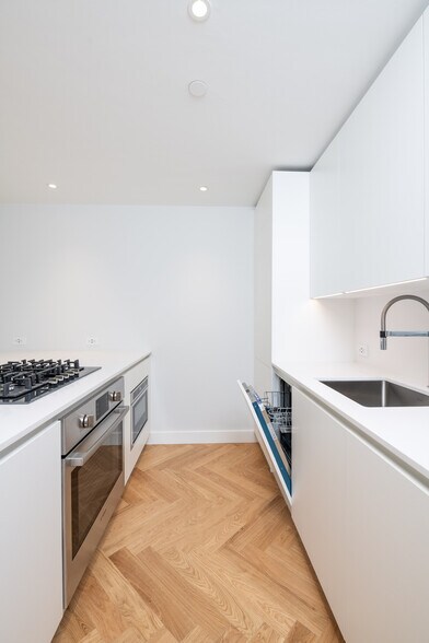 Building Photo - 12 Commonwealth Ave