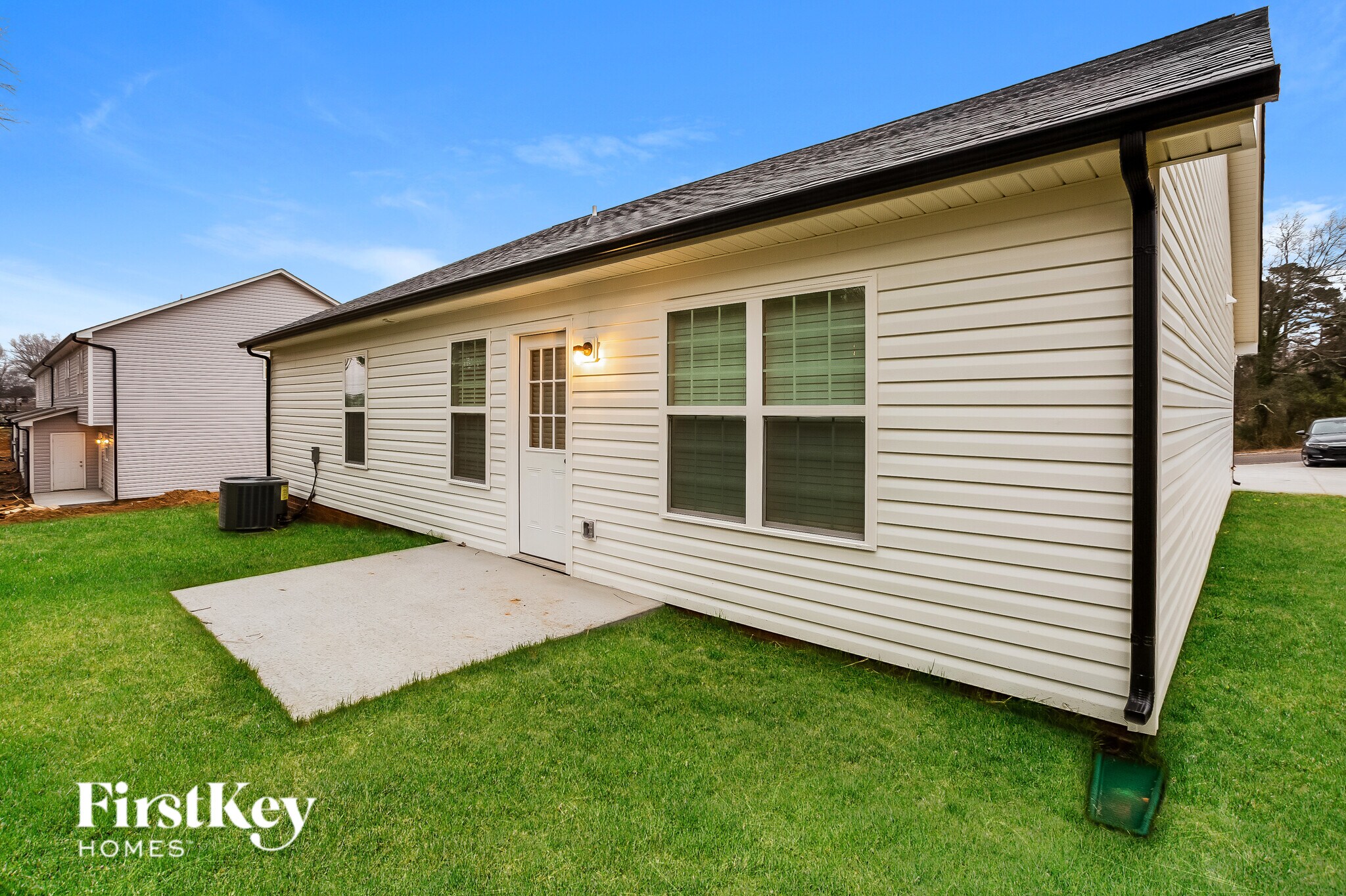 Building Photo - 145 McKinnon Ave NE