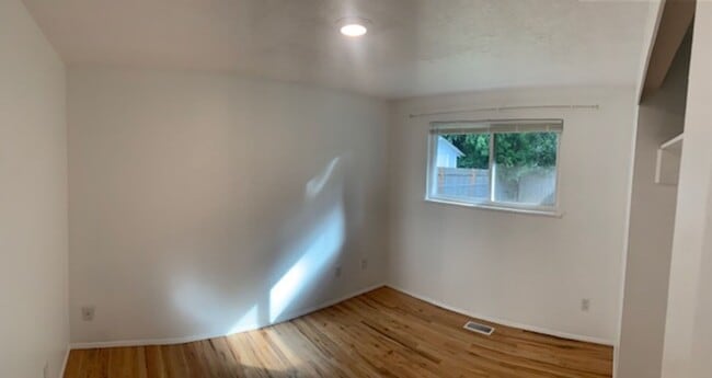 Building Photo - $2,500 Three Bedrooms, Two Baths Home with Private Back Yard, Ready To Lease!