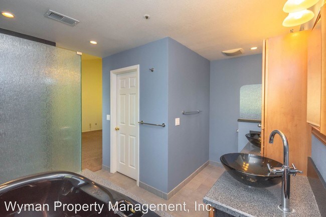 Building Photo - 4 br, 3 bath House - 28 Winestone Court