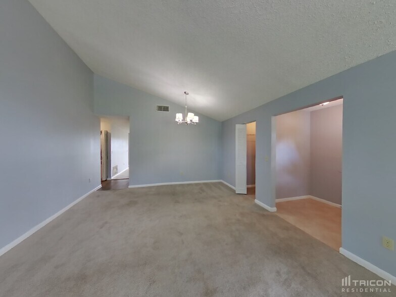 Building Photo - 11650 White Horse Rd