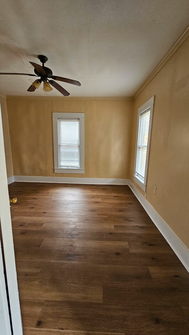 Building Photo - 1430 Grigsby St