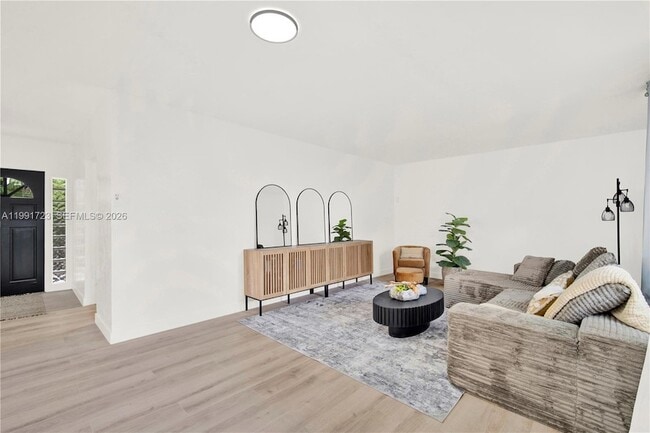 Building Photo - 51 NE 56th Ct