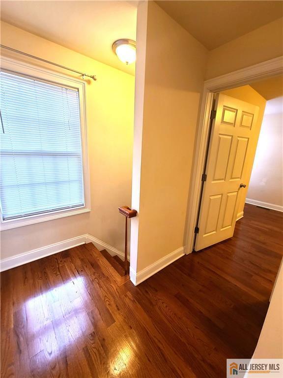 Building Photo - 459 Main St