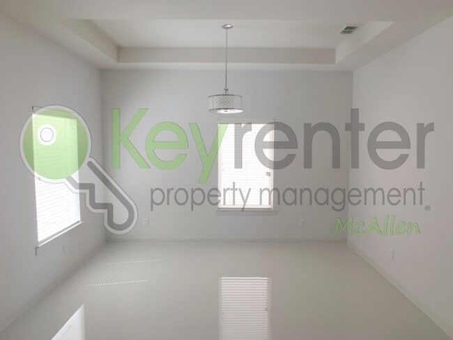 Building Photo - 3 Bed/2 Bath Townhome in Mcallen TX
