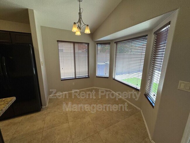 Building Photo - 5913 W Mercury Way