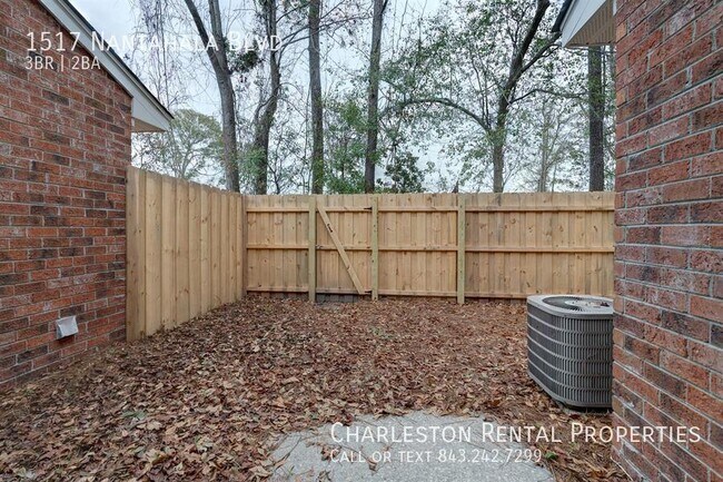 Building Photo - 1517 Nantahala Blvd