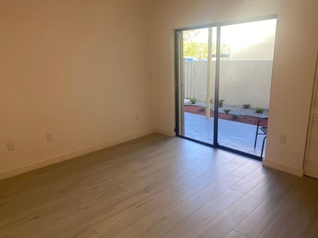 Building Photo - 8807 SW 130th Pl