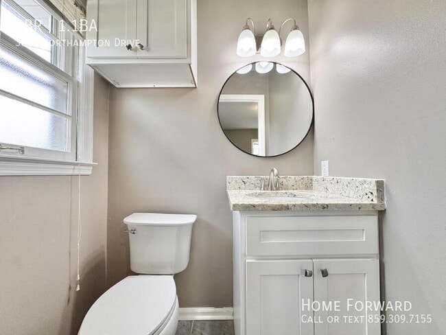 Building Photo - 3854 Northampton Dr