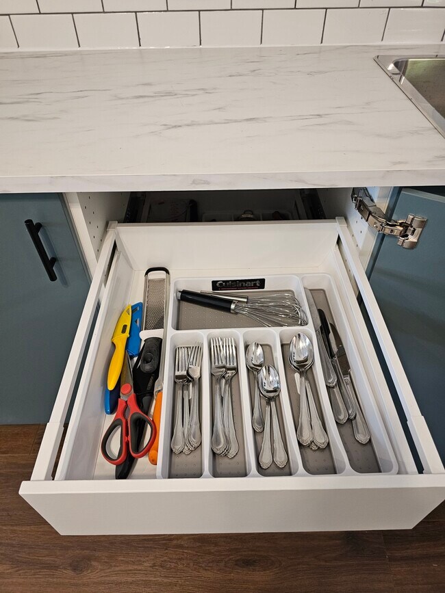 Building Photo - 1310 18th St NE