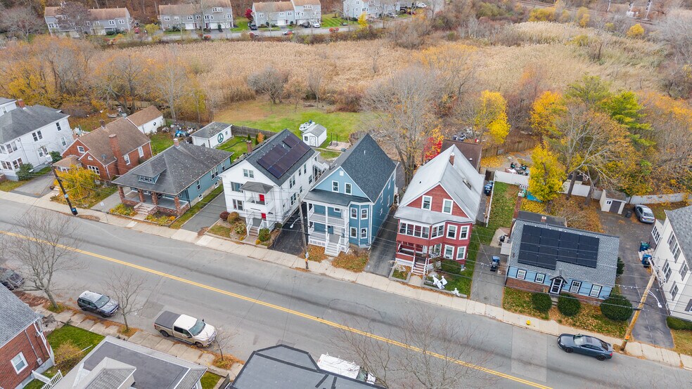 Building Photo - 322 Jefferson Ave