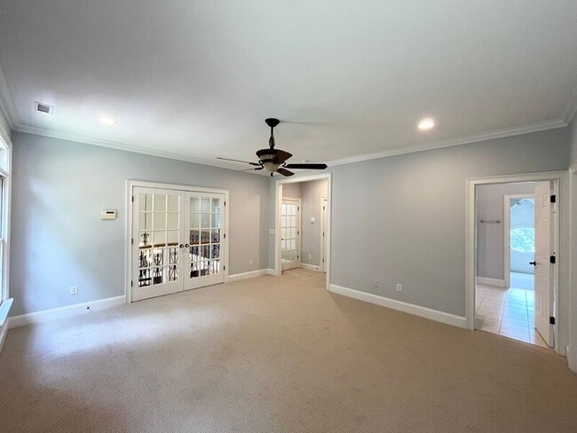 Building Photo - 1205 Enderbury Dr