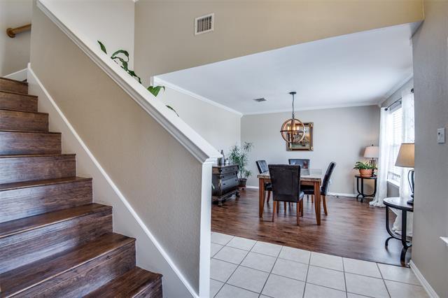 Building Photo - 5000 Evergreen Dr