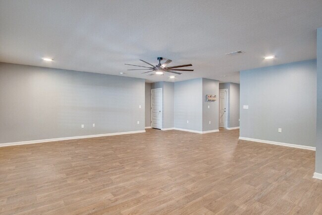 Building Photo - Move In for the Holidays! Heated Saltwater Pool & Tropical Backyard –$500 OFF First Month + Milit...