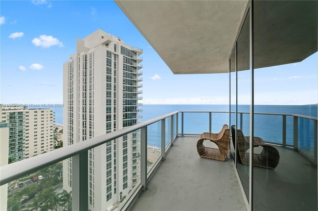 Building Photo - 4111 S Ocean Dr