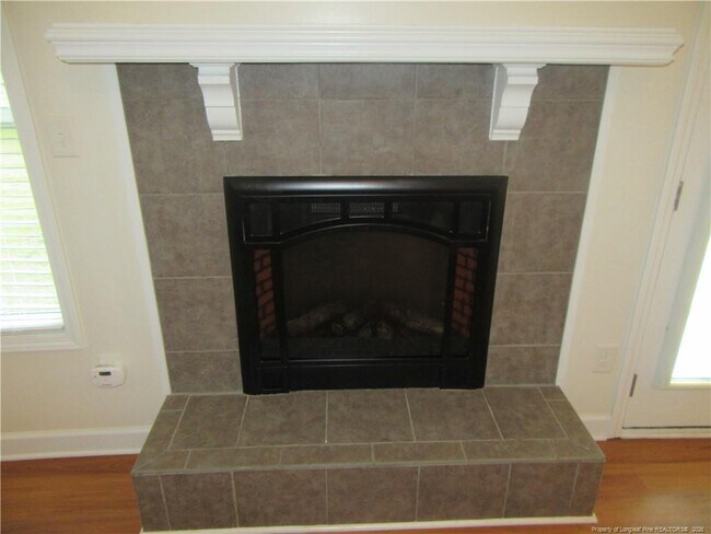 Building Photo - 2212 Cliff Swallow Drive