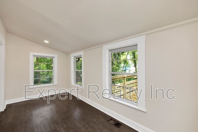 Building Photo - 4345 2nd Ave S