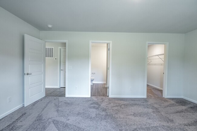 Building Photo - 109 Cottage Wy