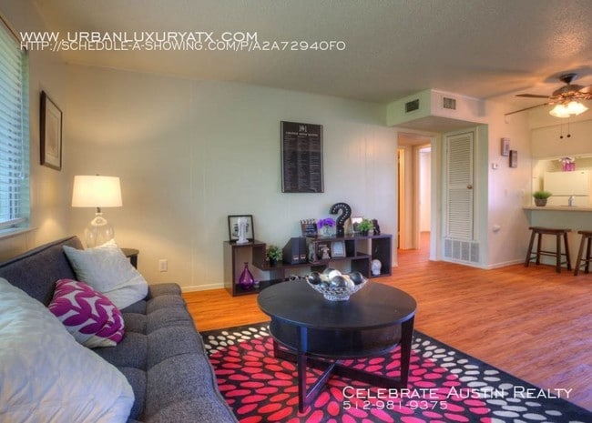 Building Photo - Duet on 39th