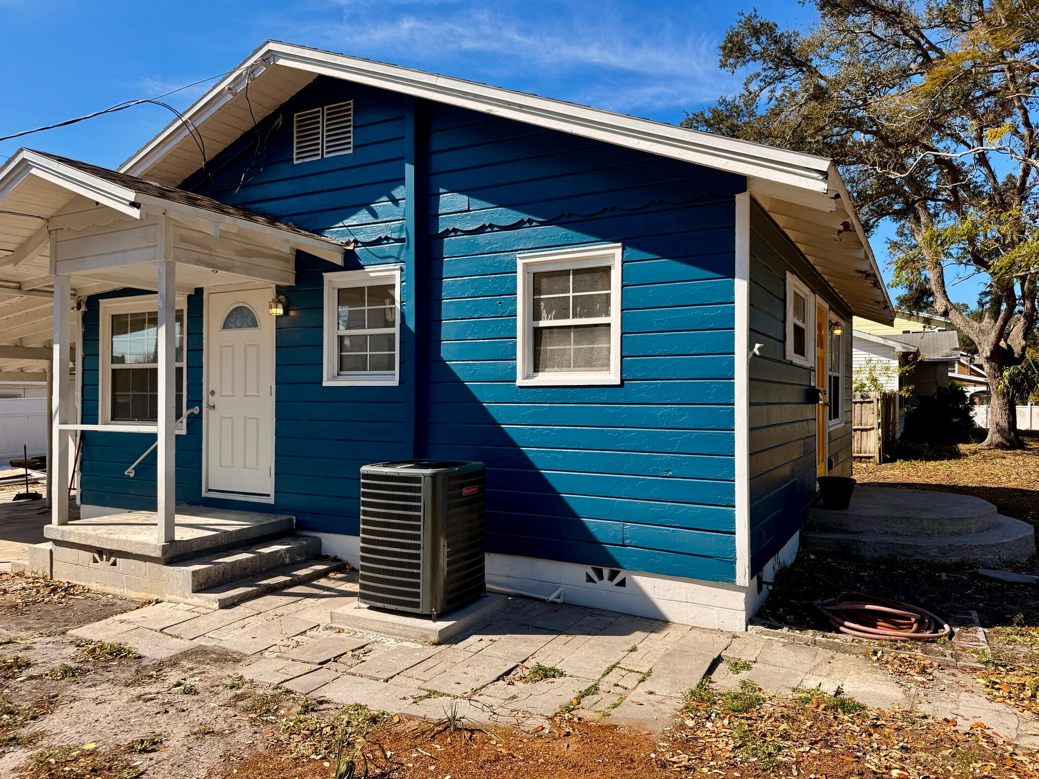 Building Photo - 7220 1st Ave N