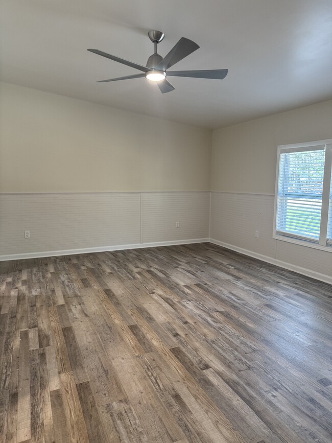 Building Photo - 146 Co Rd 753